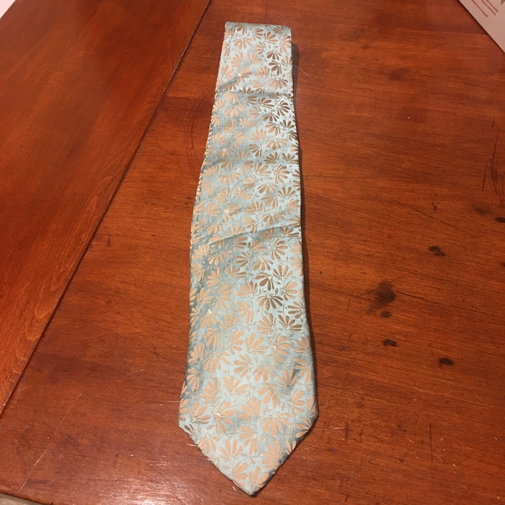 Boss Hugo Boss 100% silk tie